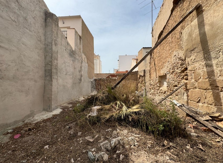 Sale - Plot -
Torrevieja* - Centro