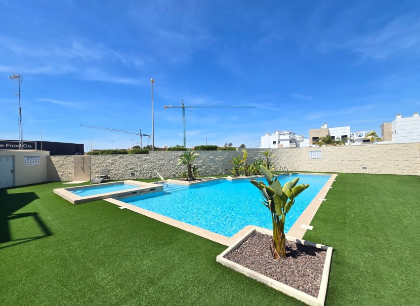 Sale - Townhouse * -
Ciudad Quesada * - Doña Pepa *