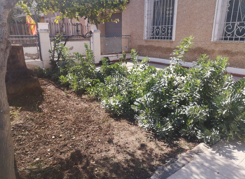 Sale - Townhouse -
Los Montesinos*