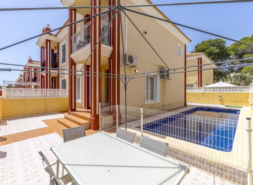 Sale - Townhouse -
Orihuela Costa - Campoamor