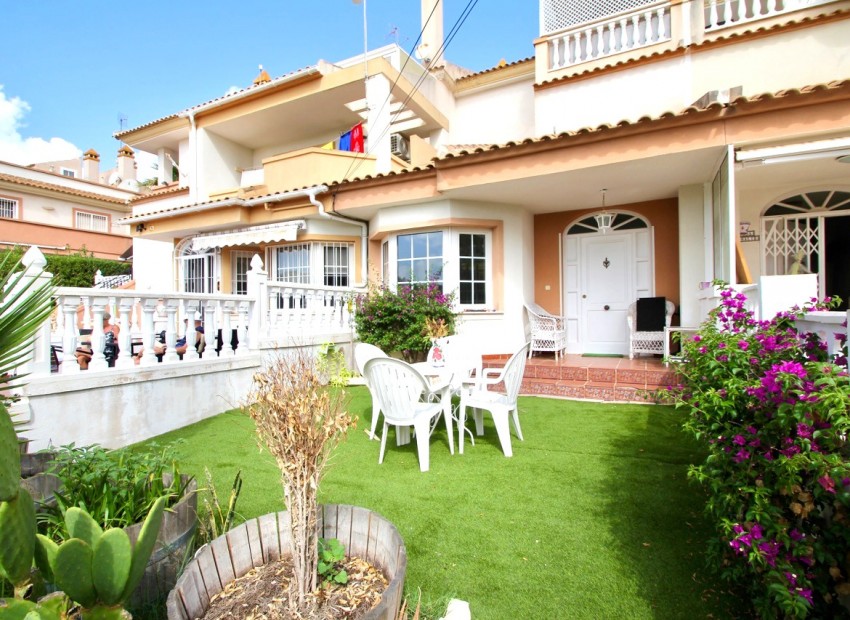 Sale - Townhouse -
Villamartin