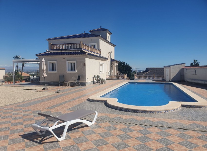 Sale - Villa -
Algorfa* - Montemar