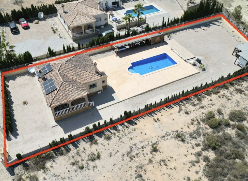 Sale - Villa -
Alicante* - Albanilla*