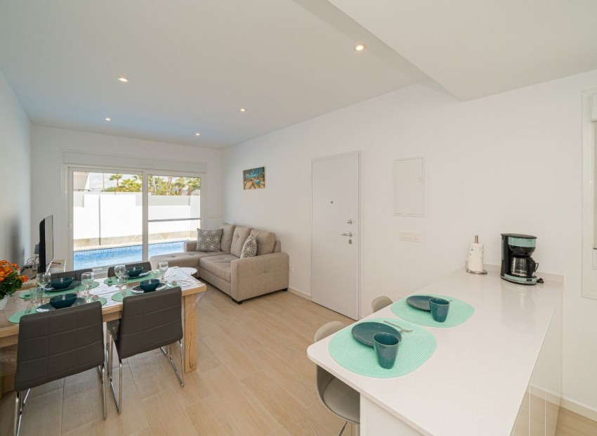 Sale - Villa -
Avileses