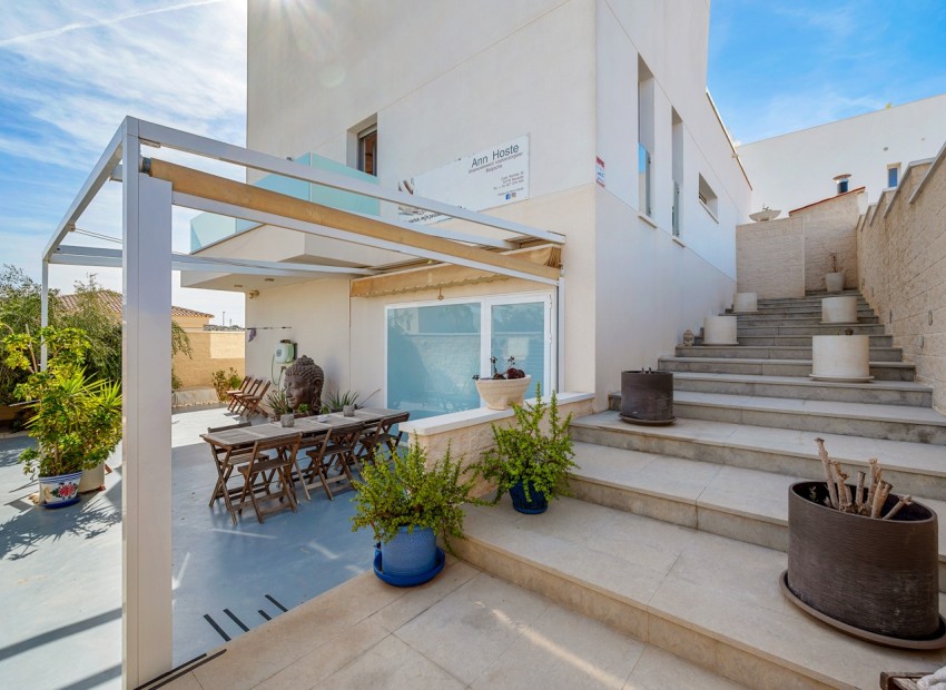 Sale - Villa -
Benijofar* - Benijofar