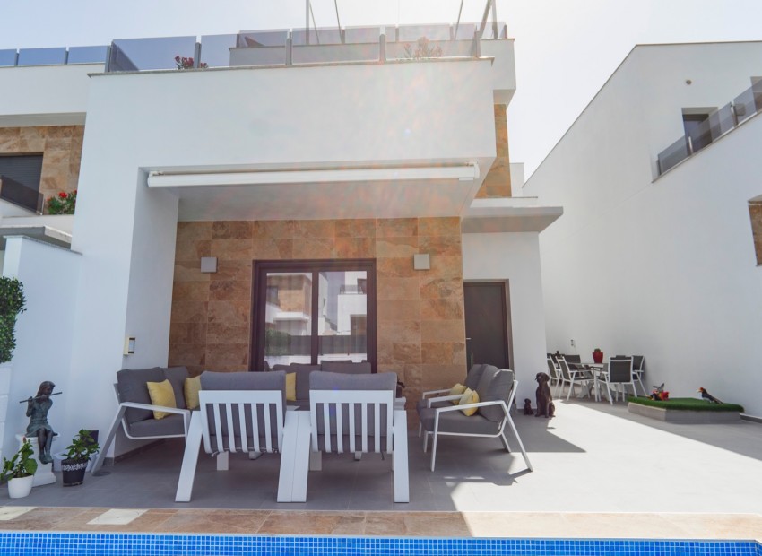 Sale - Villa -
Benijofar