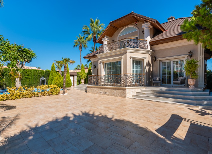 Sale - Villa -
Ciudad Quesada - Doña Pepa