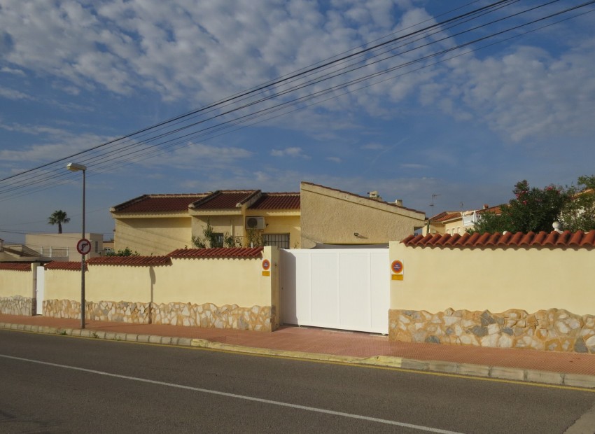 Sale - Villa -
Cuidad Quesada* - Ciudad Quesada