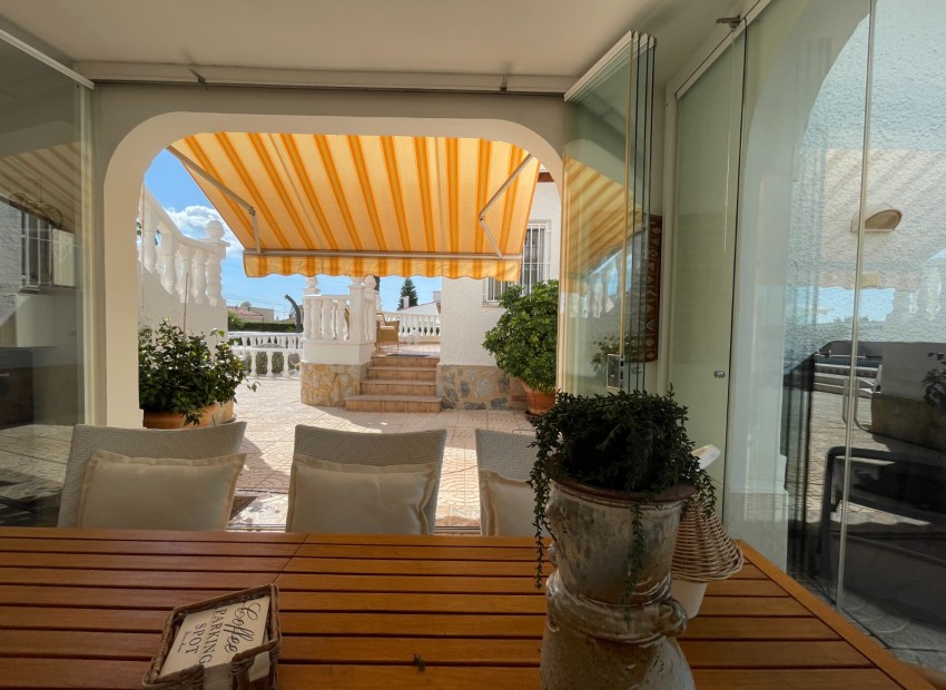 Sale - Villa -
Cuidad Quesada* - Rojales