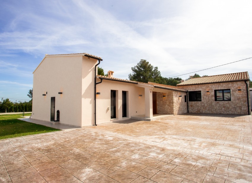 Sale - Villa -
Denia* - La Xara - La Sella