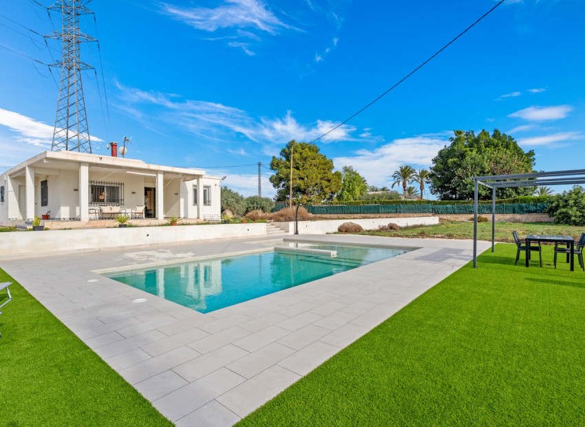 Sale - Villa -
Elche* - Elche/Elx