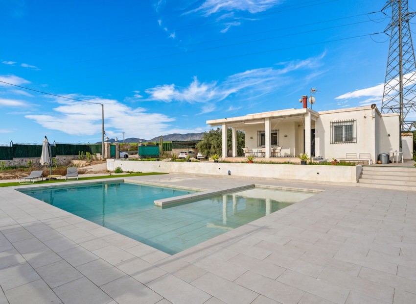 Sale - Villa -
Elche* - Elche/Elx