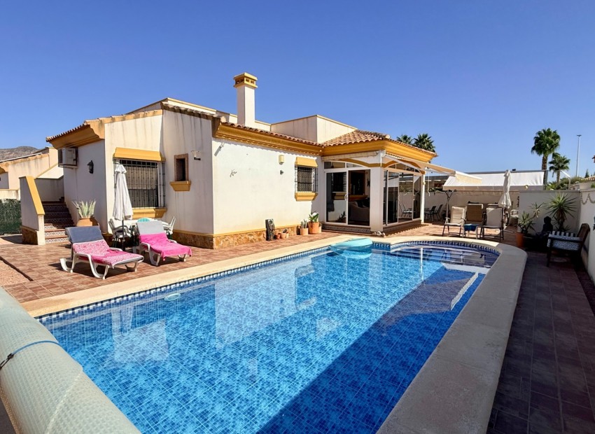 Sale - Villa -
Hondón de las Nieves - Hondón de las Nieves*