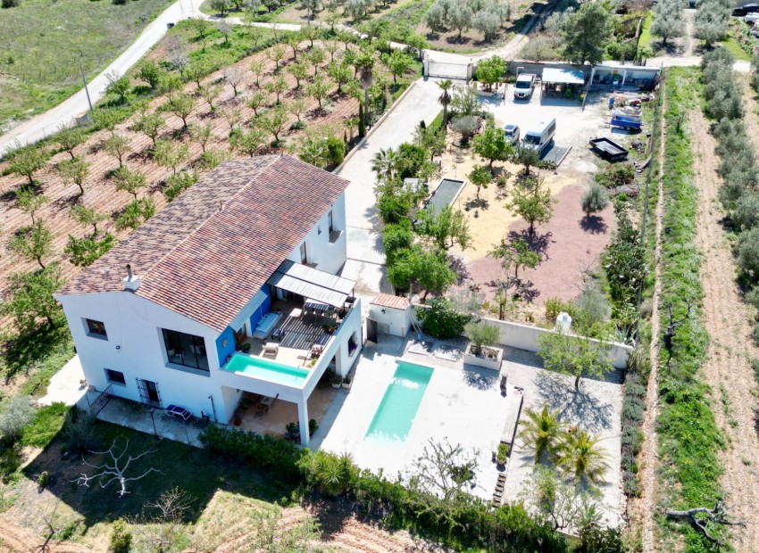 Sale - Villa -
Hondón de las Nieves - Hondón de las Nieves*