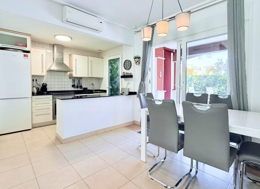 Sale - Villa -
Mar Menor Golf Resort - Mar Menor Golf Resort - Centre