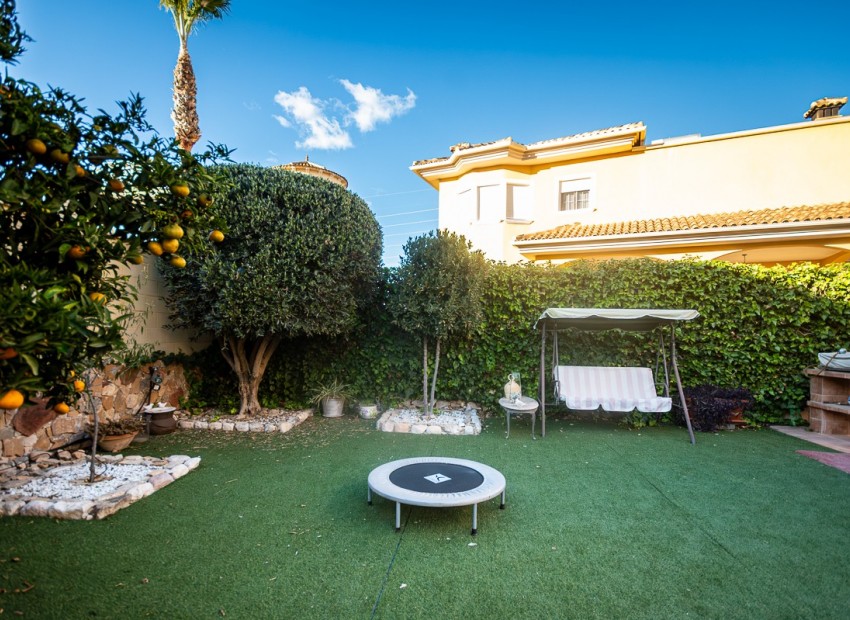 Sale - Villa -
Orihuela* - Benferri