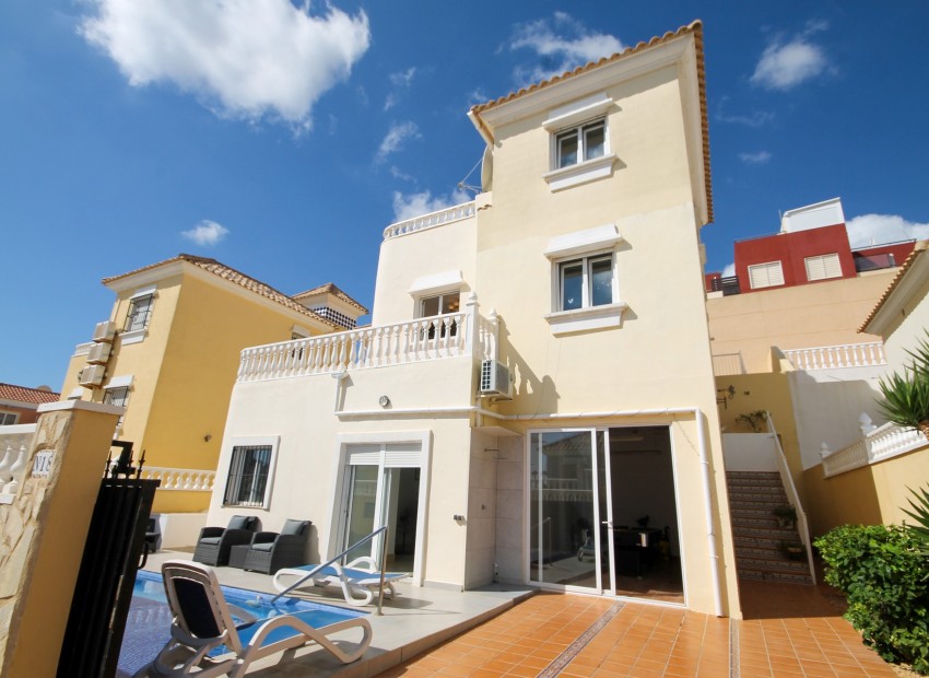 Sale - Villa -
Orihuela Costa* - Blue Lagoon*