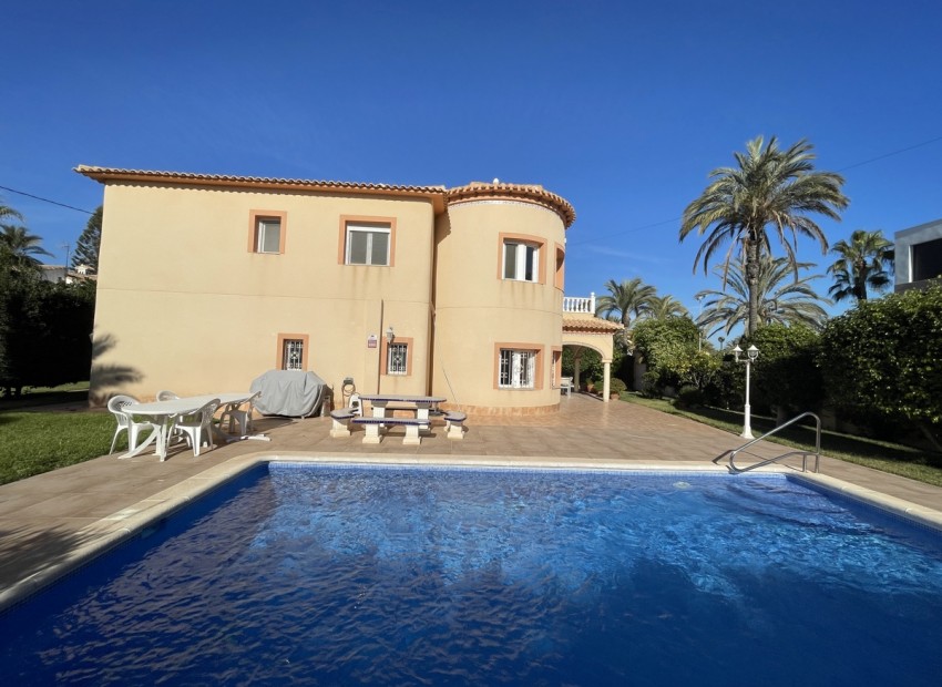 Sale - Villa -
Orihuela Costa* - Cabo Roig*