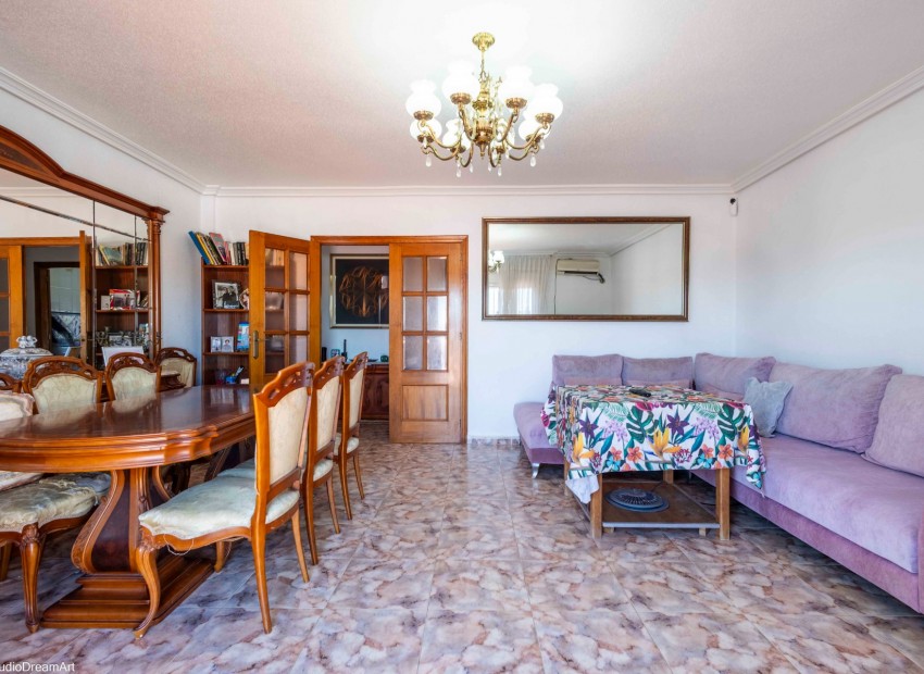 Sale - Villa -
Orihuela Costa* - La Zenia*