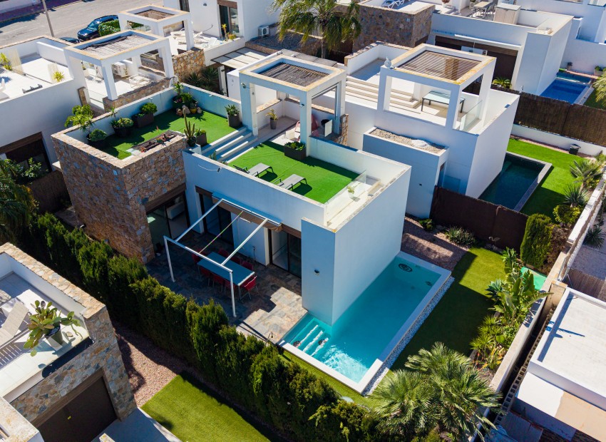 Sale - Villa -
Orihuela Costa* - Lomas de Cabo Roig