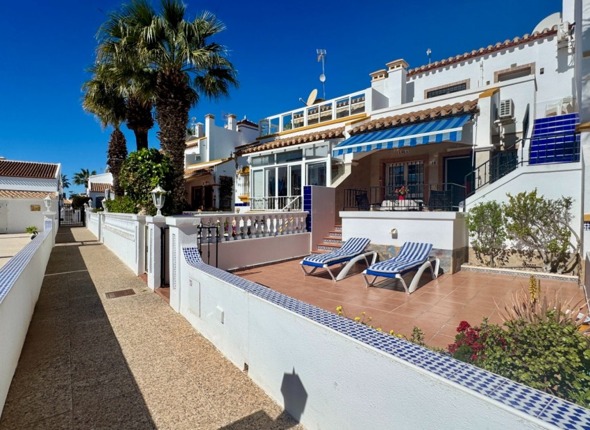 Sale - Villa -
Orihuela Costa* - Los Dolses*