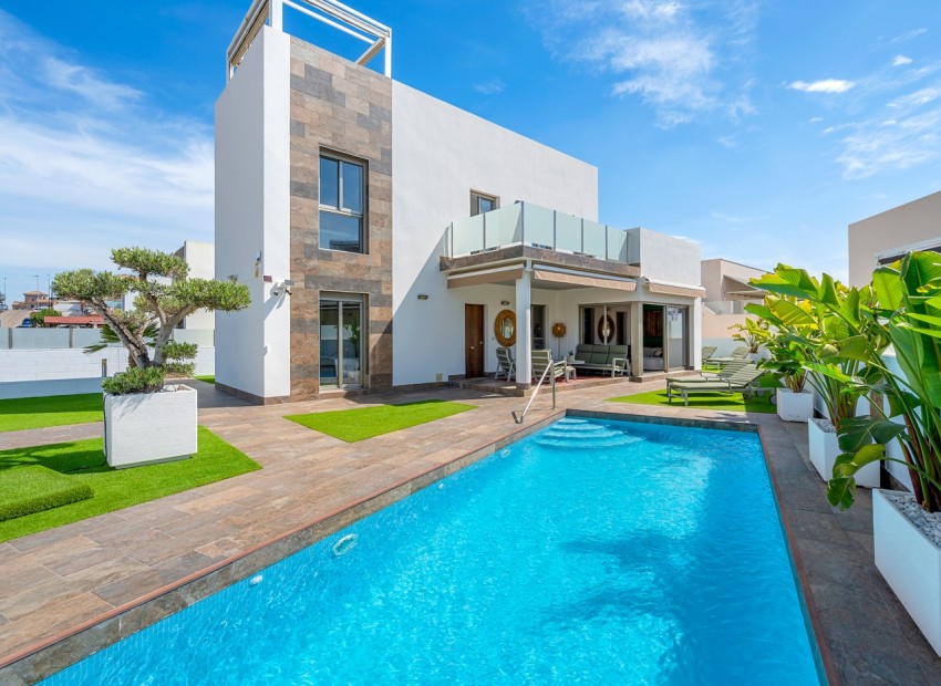 Sale - Villa -
Orihuela Costa* - Pau 8*