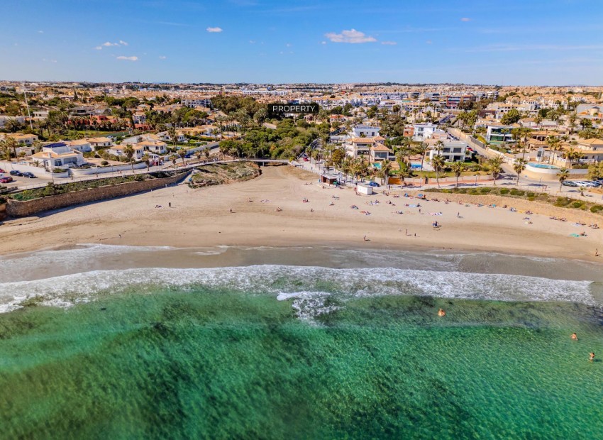 Sale - Villa -
Orihuela Costa* - Playa Flamenca