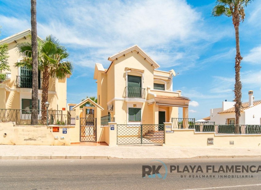 Sale - Villa -
Orihuela Costa* - Villamartín-Las Filipinas
