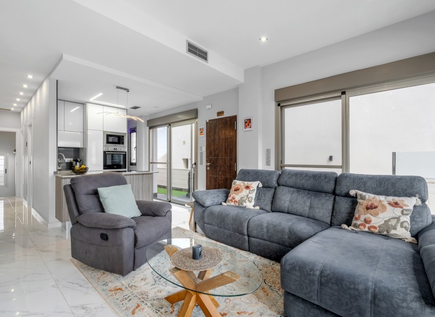 Sale - Villa -
Orihuela Costa* - Villamartin*