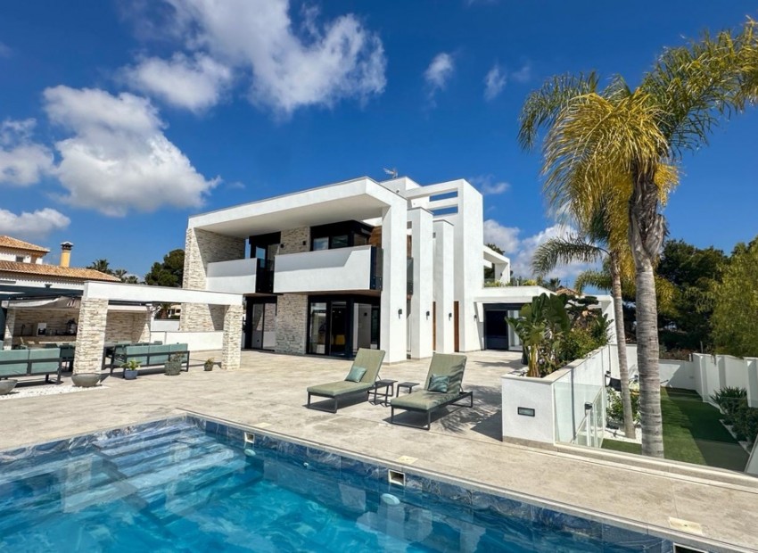 Sale - Villa -
Orihuela Costa - Villamartin