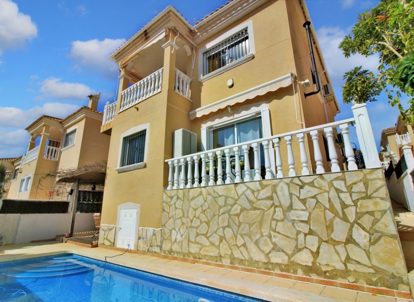 Sale - Villa -
Orihuela Costa* - Villamartin*