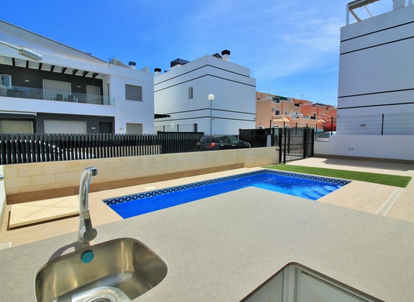 Sale - Villa -
Orihuela Costa* - Villamartin*