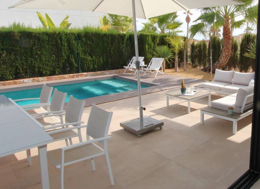 Sale - Villa -
Rojales - Cuidad Quesada