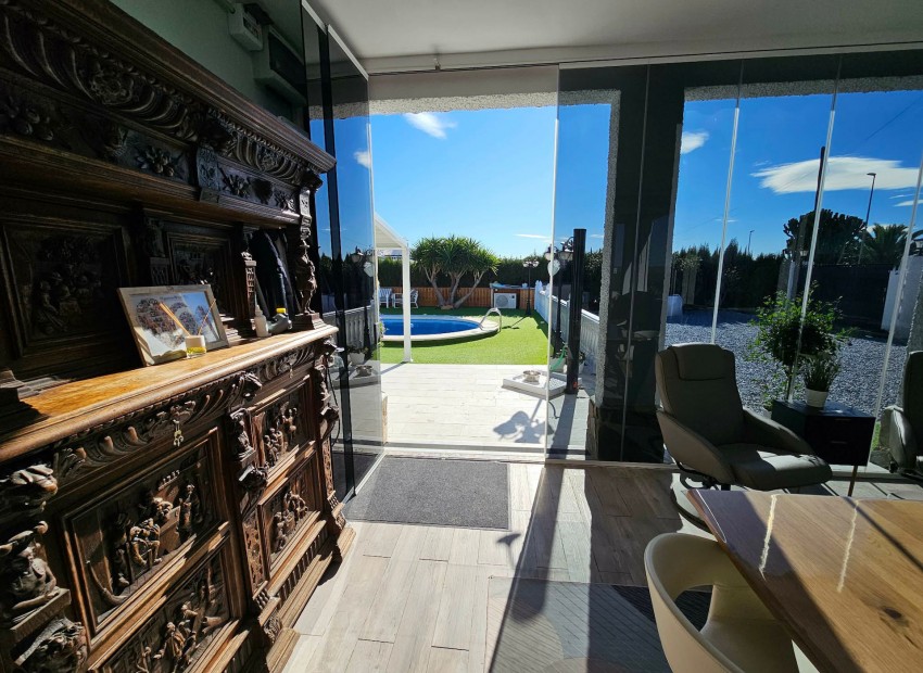 Sale - Villa -
San Fulgencio - San Fulgencio - Town