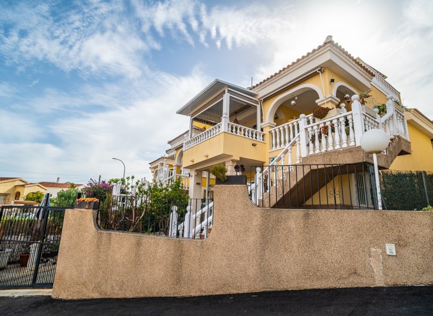 Sale - Villa -
San Fulgencio - urb.la marina