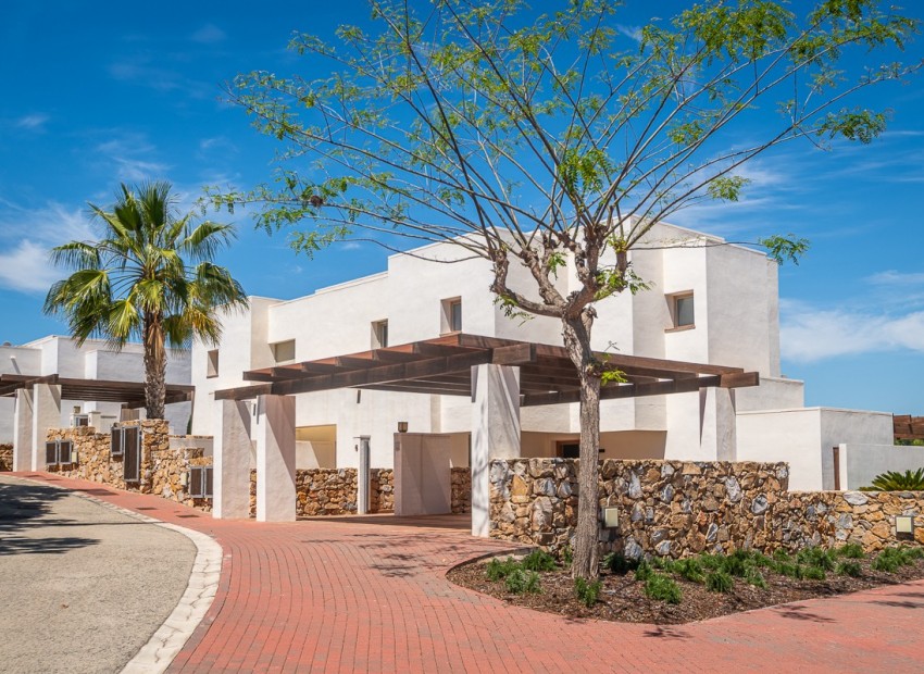 Sale - Villa -
San Miguel de Salinas* - Las Colinas Golf