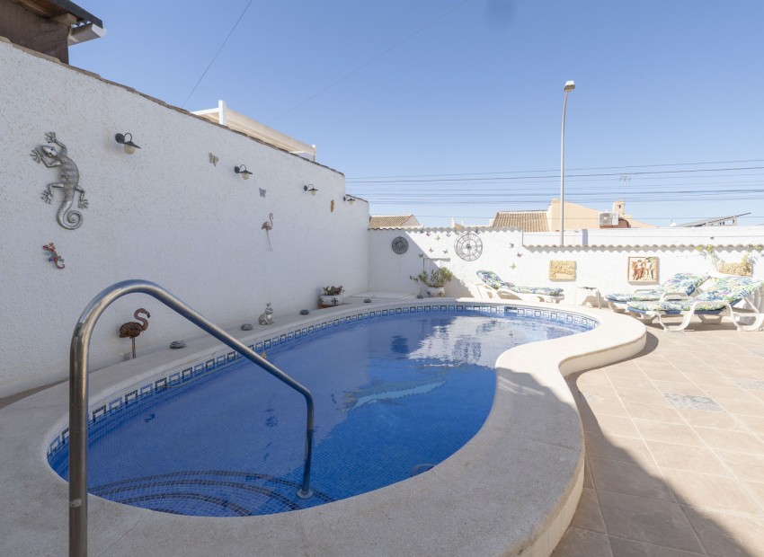 Sale - Villa -
Torrevieja* - San Luis