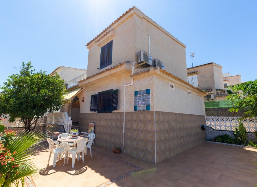 Sale - Villa -
Torrevieja* - Torreblanca