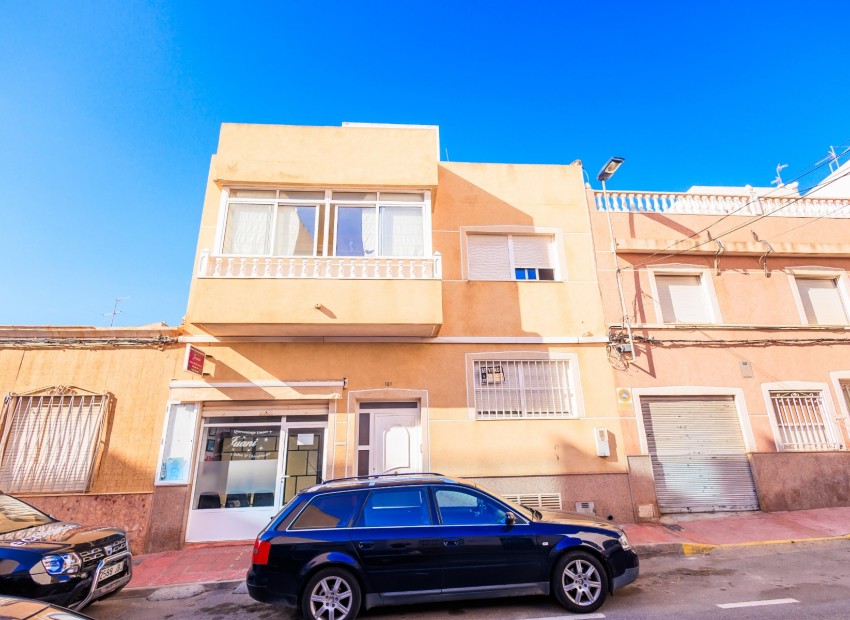 Sale - Villa -
Torrevieja*