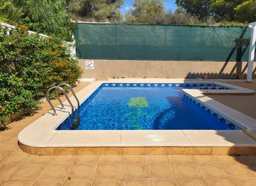 Sale - Villa -
Villamartin