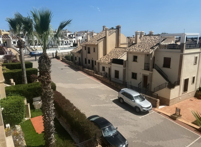 Venta - Apartamento / piso -
Algorfa - La Finca Golf Resort