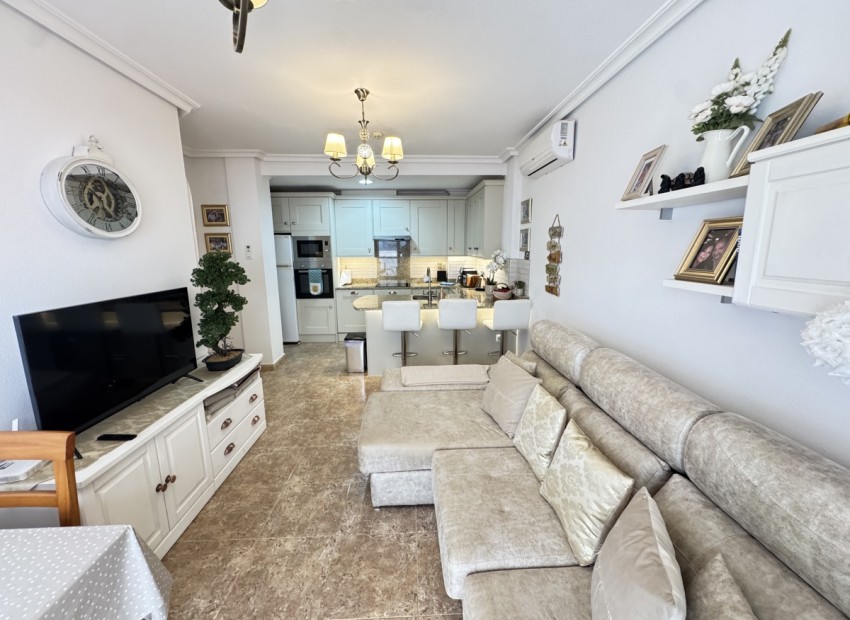 Venta - Apartamento / piso -
Cabo Roig