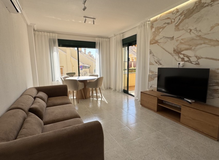 Venta - Apartamento / piso -
Campoamor Golf