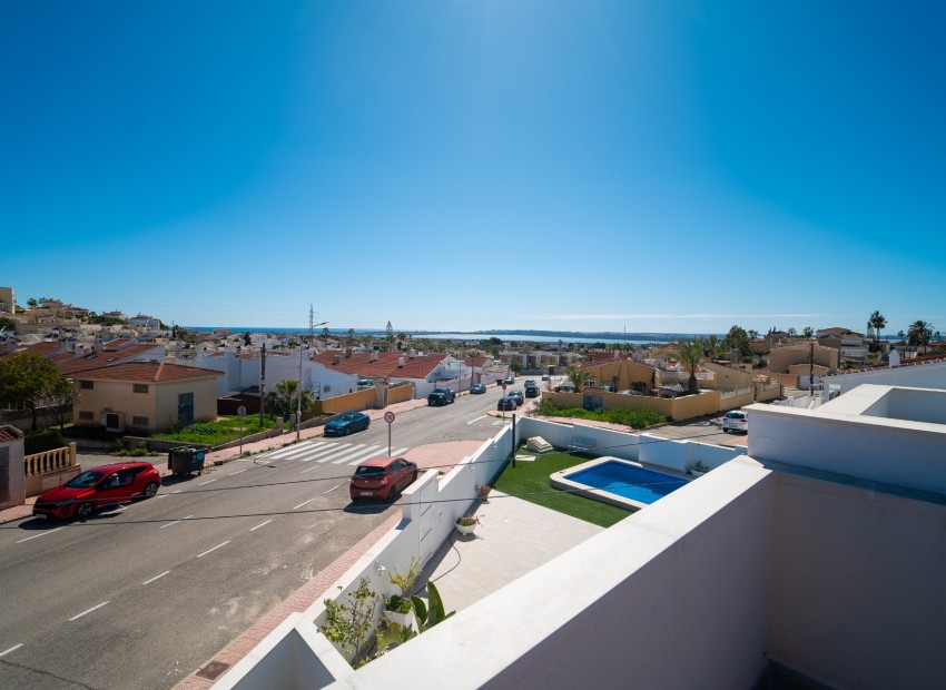 Venta - Apartamento / piso -
Ciudad Quesada - Altos de Quesada