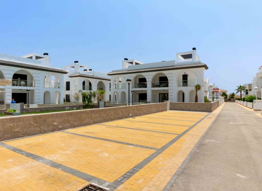 Venta - Apartamento / piso -
Ciudad Quesada - Lo Marabu - Doña Pepa 2