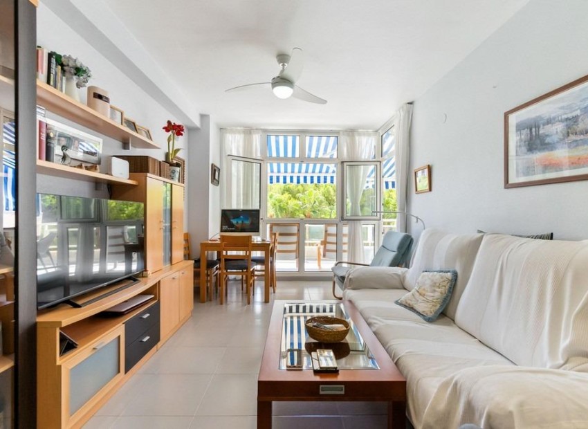 Venta - Apartamento / piso -
Dehesa de campoamor - Altos de campoamor