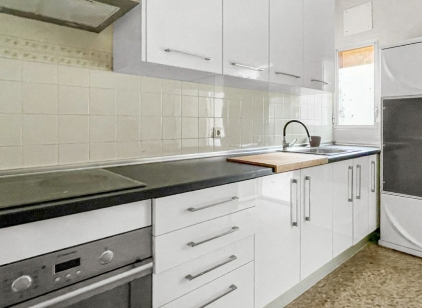 Venta - Apartamento / piso -
Guardamar del Segura - Pueblo