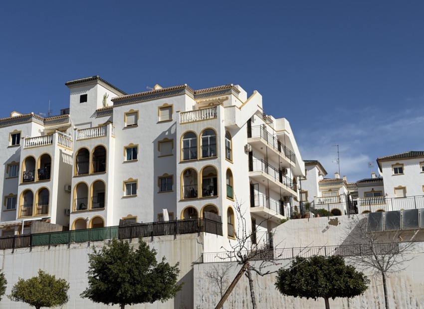 Venta - Apartamento / piso -
La Zenia