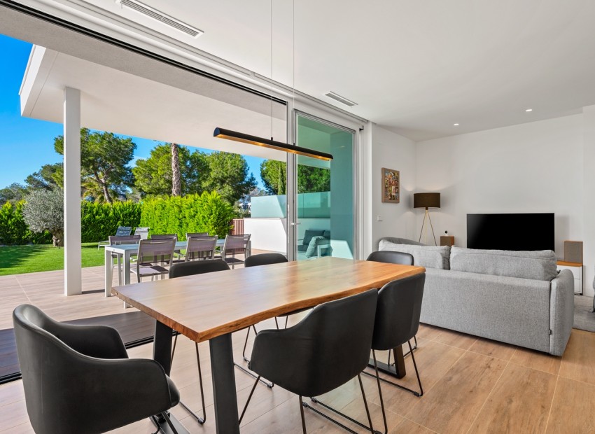 Venta - Apartamento / piso -
Las Colinas Golf - Las Colinas Golf Resort