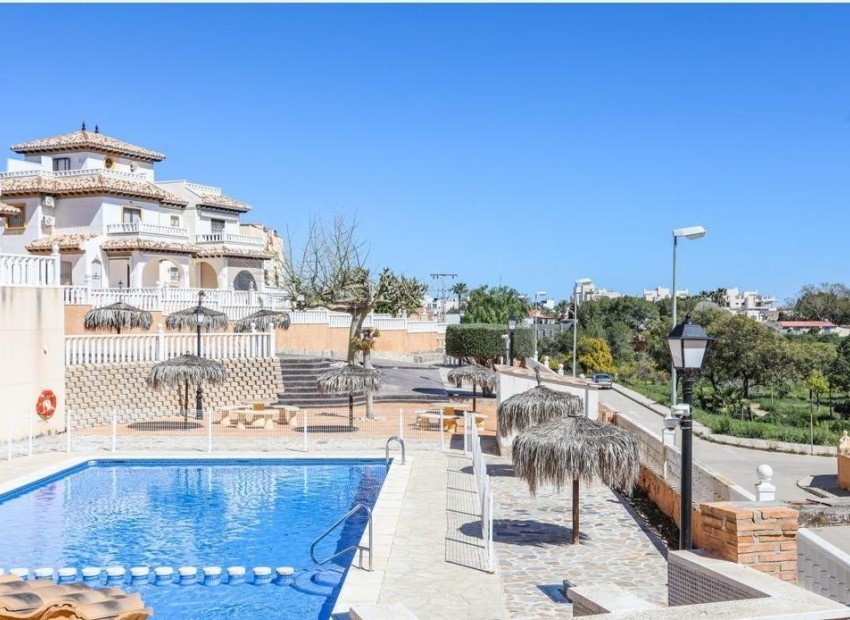 Venta - Apartamento / piso -
Orihuela Costa - Lomas De Cabo Roig-los Dolses